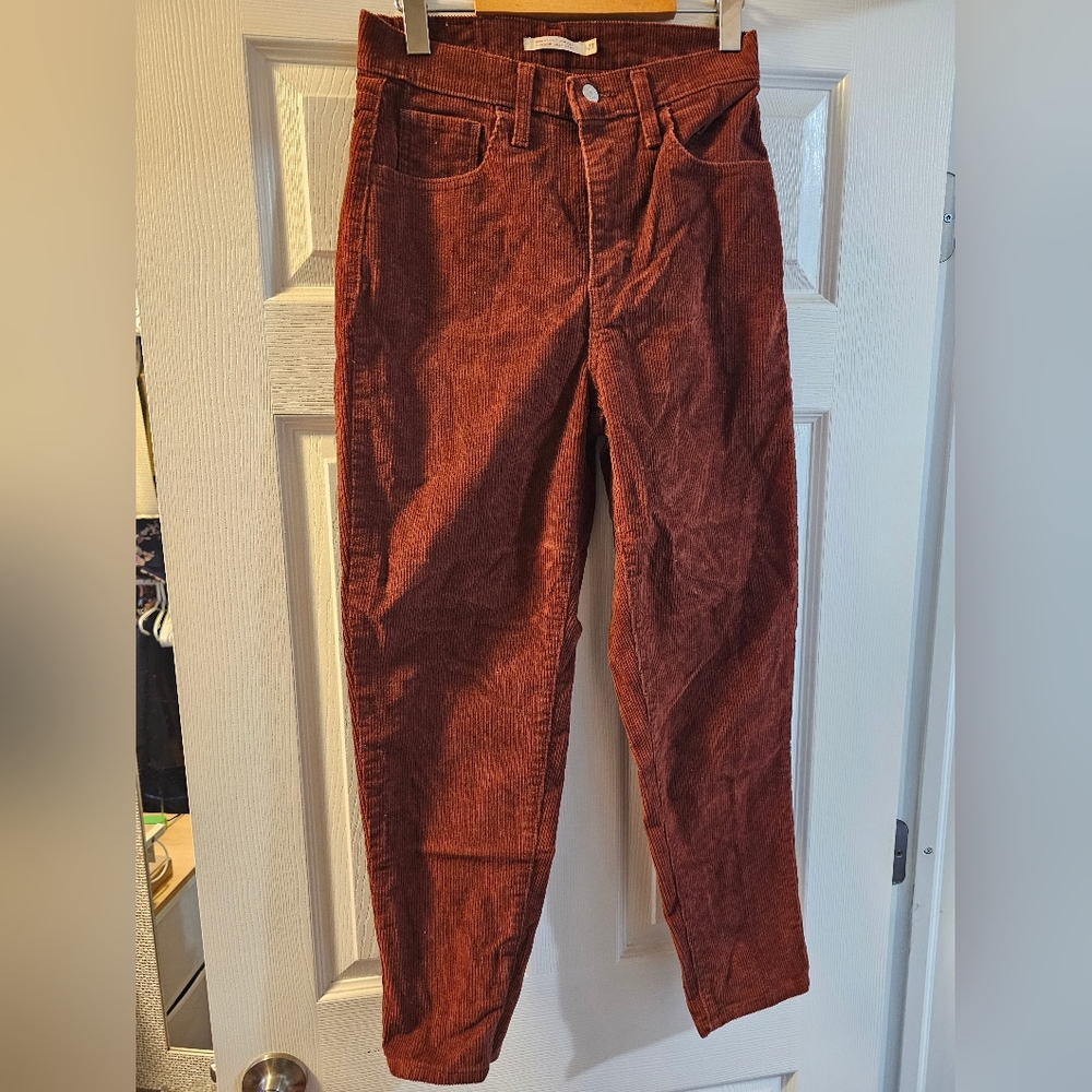 Levi's Highwaisted Mom Jean